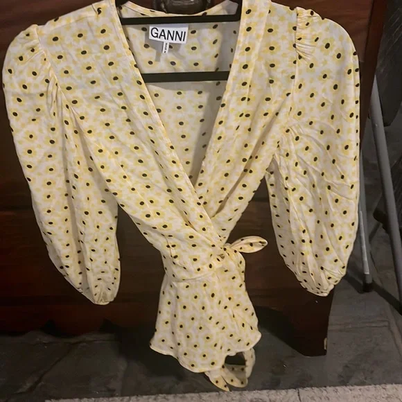 NWOT never worn Ganni Daisy Wrap top. - Picture 6 of 7